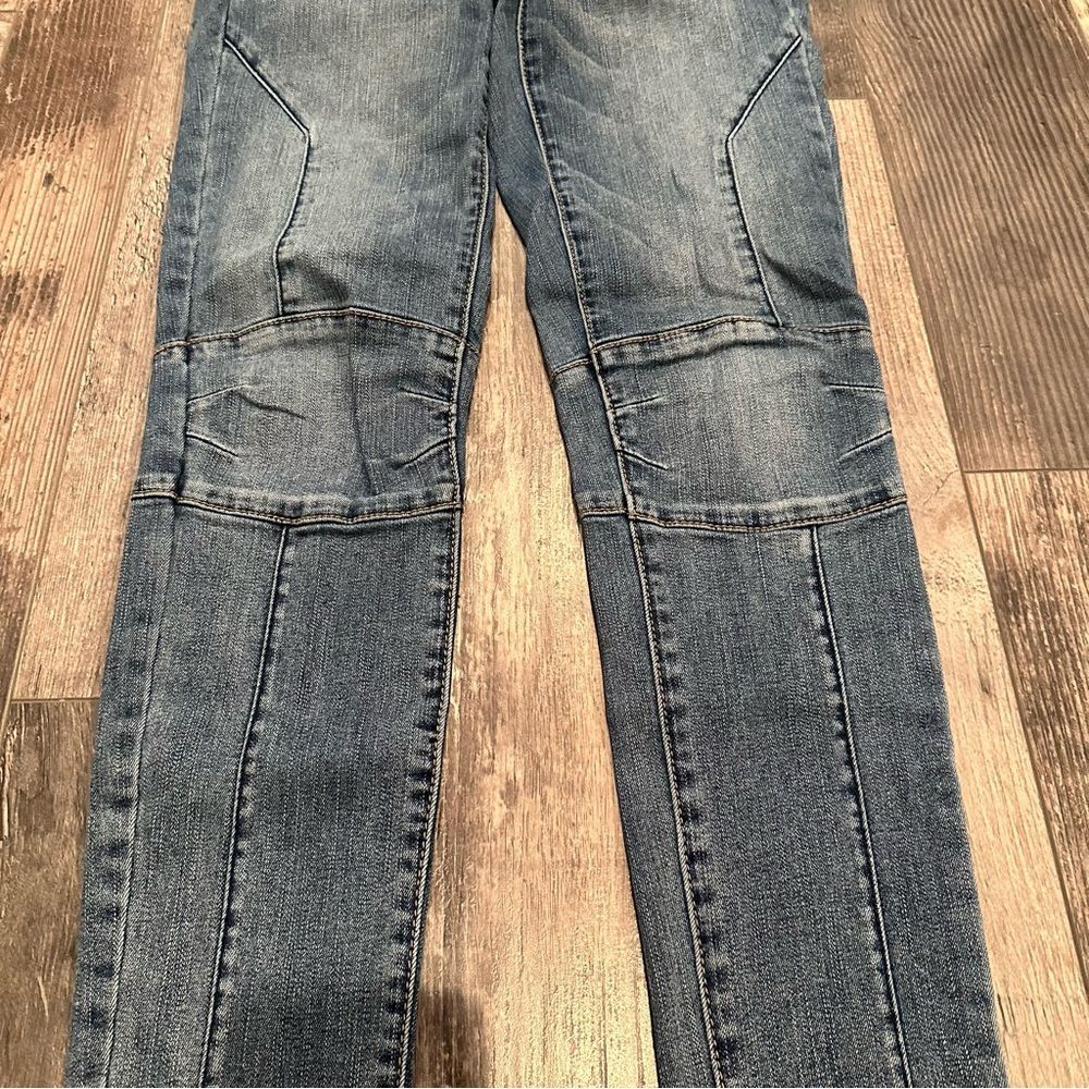 AEO Medium Wash Jeggings With Zippered Pockets and Moto Seaming Size 4 - Picture 9 of 11